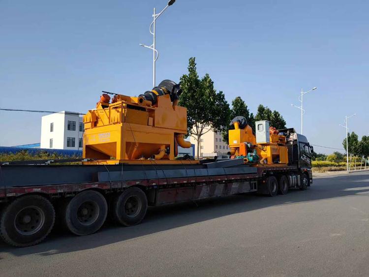 高壓帶式污泥連續(xù)深度脫水機